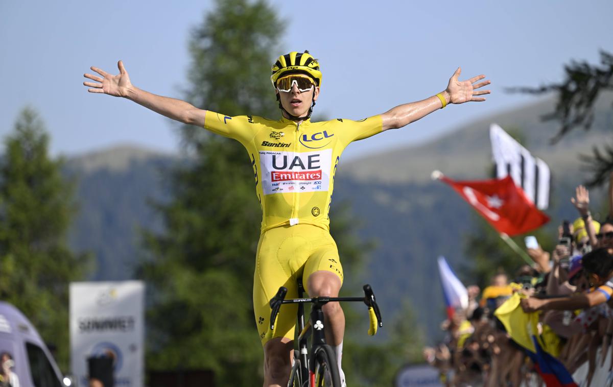 Tadej POgačar | Tadej Pogačar si je s peto etapno zmago na Touru najbrž že zagotovil tudi skupno zmago na največji dirki na kolesarskem koledarju. | Foto Guliverimage