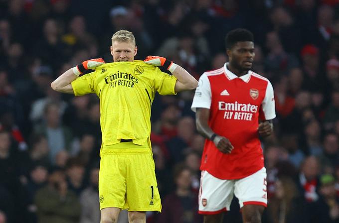 Aaron Ramsdale je že v prvi minuti storil velikansko napako, po kateri si nogometaši Arsenala po začetnem šoku dolgo niso opomogli. | Foto: Reuters