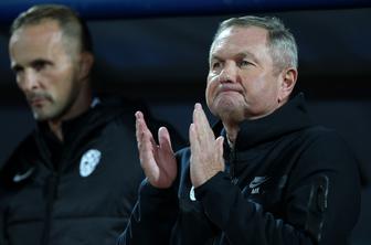 Razočarani s točko: Pohvala selektorja za boj, ampak za prazen nič