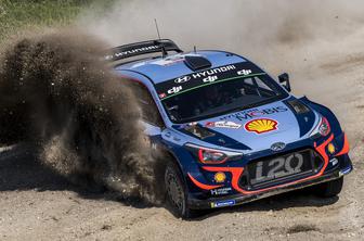 Neuville in Hyundai še lep čas z roko v roki