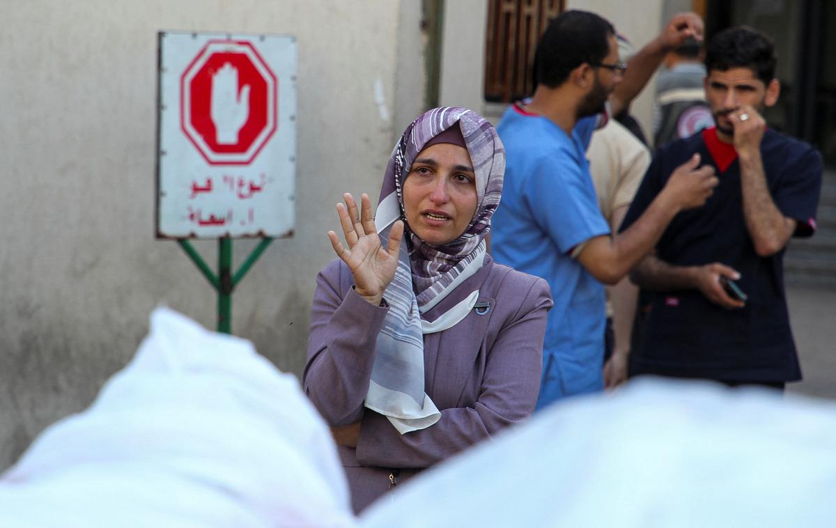 Gaza | Operacija v Rafi je "zadnji korak k uničenju Gaze in palestinskega prebivalstva",  je na sodišču povedal odvetnik Južne Afrike Vaughan Lowe. | Foto Reuters