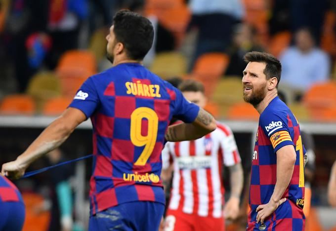 Urugvajec je ob Lionelu Messiju daleč najučinkovitejši nogometaš Barcelone v tej sezoni. | Foto: Reuters