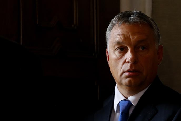 Viktor Orban | Viktor Orban je na aprilskih madžarskih parlamentarnih volitvah s stranko Fidesz utrpel hud poraz. Napovedal je že, da bo vrnil svoj poslanski mandat, pojavila pa so se tudi ugibanja, da bo morda zapustil Madžarsko in odšel v Združene države Amerike, kjer ima velikega zaveznika Donalda Trumpa. | Foto Guliverimage