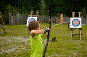 Robin Hood bi danes treniral v klubu. Kaj pa vaš otrok? #nagradnaigra