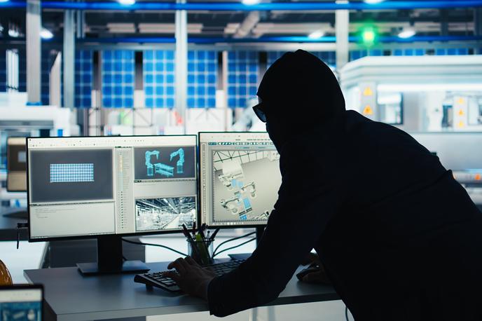 kibernetski napad | Napadalci pri t. i. napadu DDoS spletna mesta onemogočijo na daljavo. | Foto Shutterstock