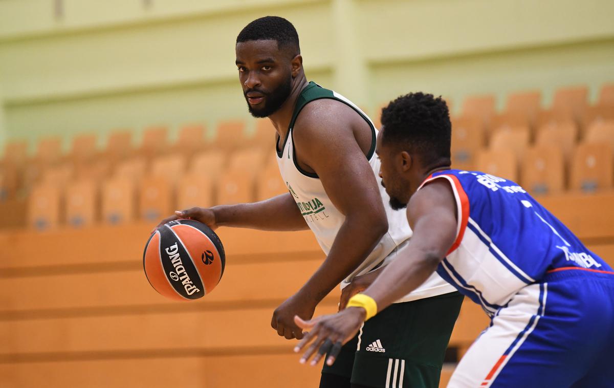 Cedevita Olimpija Anadolu Efes | Foto Tine Ružič/Cedevita Olimpija