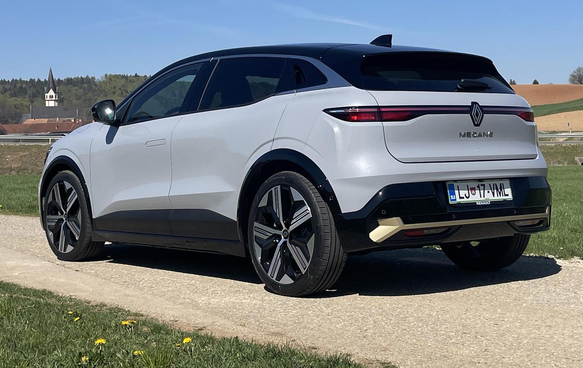 Renault megane e-tech electric | Megane e-tech bo s prenovo kot prvi Renaultov električni avtomobil dobil baterije tipa LFP. | Foto Gašper Pirman