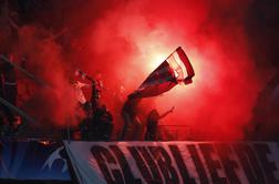 Pred derbijem požar v navijaški centrali Ajaxa