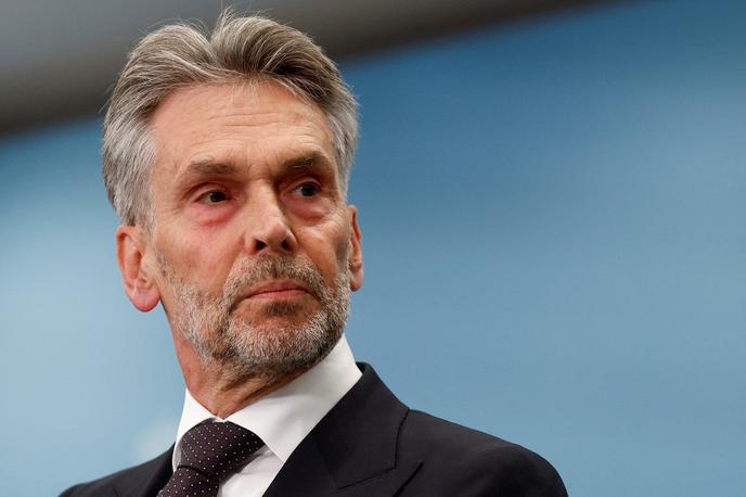 Dick Schoof |  "Če ena stranka nima volje za nadaljevanje izvajanja vladnega programa, stranke vladajoče koalicije ne morejo sodelovati," je dejal nizozemski premier Dick Schoof.  | Foto Reuters
