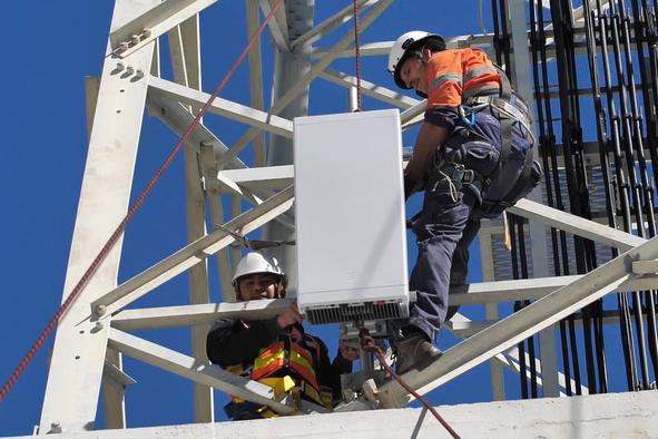 Huawei in Ericsson bosta še naprej navzkrižno licencirala svoje patente