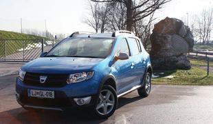 Dacia sandero - na slovenske ceste z nizko ceno in serijskim ESP-jem