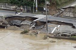 Poplave na Japonskem terjale 83 žrtev, deževje se še nadaljuje #foto