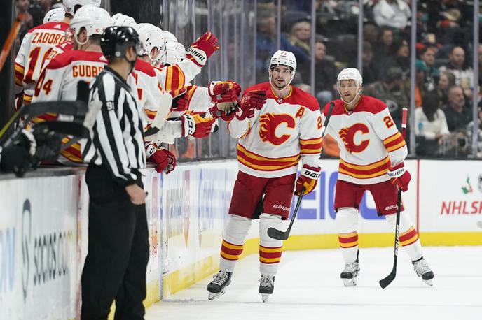 Calgary Flames, Sean Monahan | Calgary je zmagal po izvajanju kazenskih strelov. | Foto Guliverimage