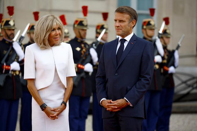 Brigitte in Emmanuel Macron sta se spoznala v srednji šoli, kjer ga je poučevala dramsko igro. Macron je bil sicer sošolec in prijatelj njene hčerke. | Foto: Reuters