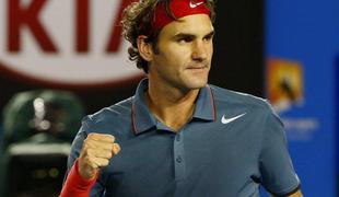 Federer v manj kot dveh urah pomendral Tsongaja, zdaj ga čaka Murray