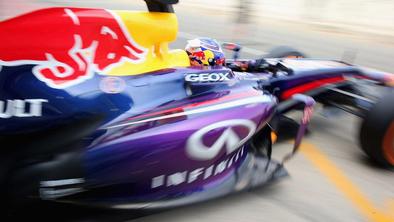 Ricciardo zablestel v dveh dirkalnikih