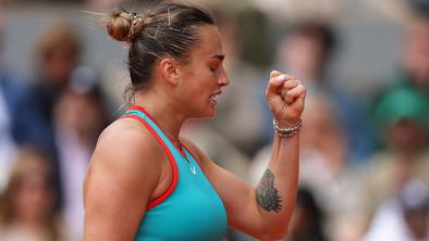 Arina Sabalenka zanesljivo na vrhu