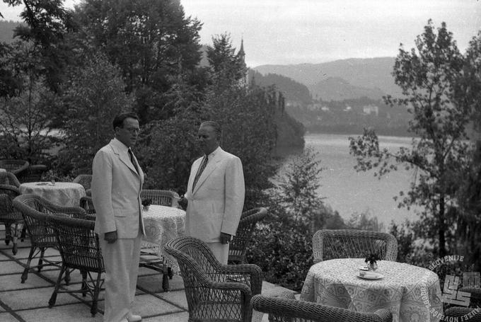 Srečanje Attleeja in Tita na Bledu. (Foto: Vlastja Simončič, avgust 1953. Hrani: Muzej novejše zgodovine Slovenije.)   | Foto: 