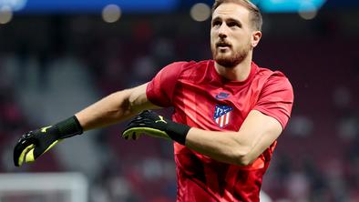 Oblak prvič s srbskim prijateljem, s katerim si delita agenta