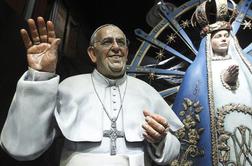 Papež je razveljavil dosmrtni zapor