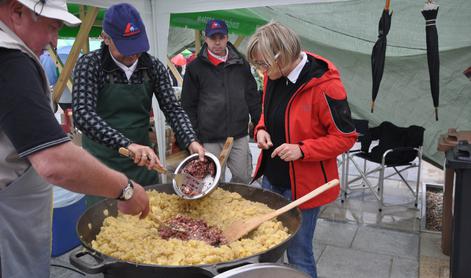 Črna na Koroškem gosti 24. Svetovni festival praženega krompirja