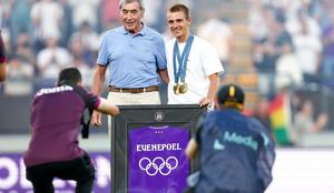 Legendarni Merckx ponovno v bolnišnici
