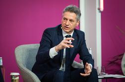 Golob: Verjamem, da bo tudi zadnja interpelacija neslavno propadla