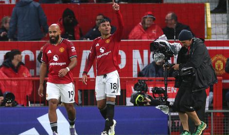 Šeško "žrtev" taktike, United ugnal Chelsea. Bijol zmago Leedsa pospremil s klopi.