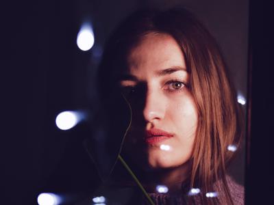 Današnji horoskop: pred vodnarji je ugoden dan, devicam grozijo finančne skrbi