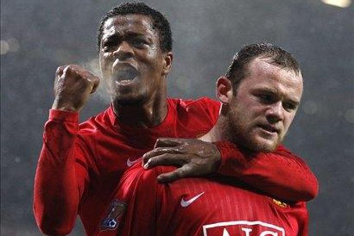 Evra na Old Traffordu do leta 2012