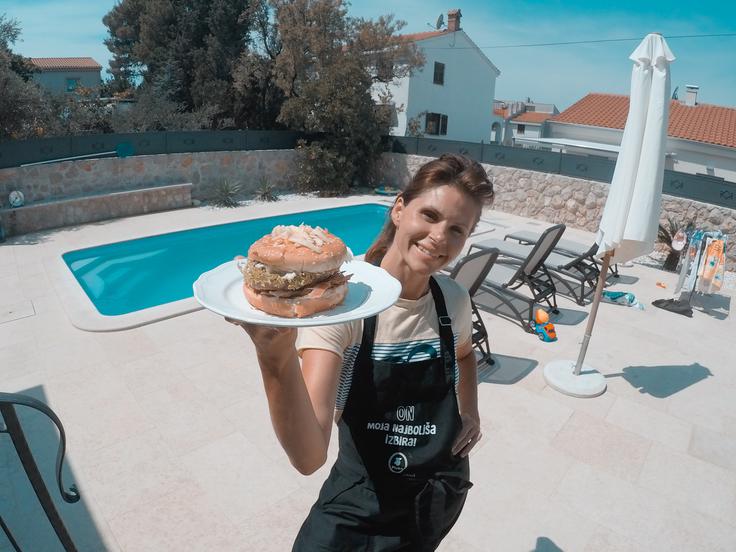 Teja burger Pivka Teja burger Pivka | Foto: