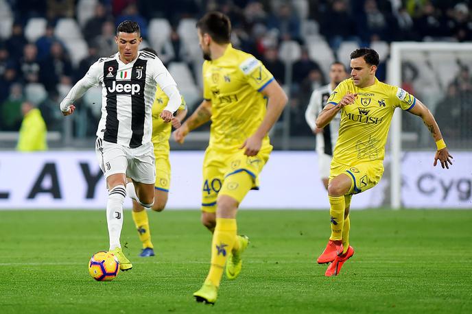 Juventus Chievo | Juventus je Chievo Boštjana Cesarja premagal s 3:0. | Foto Reuters