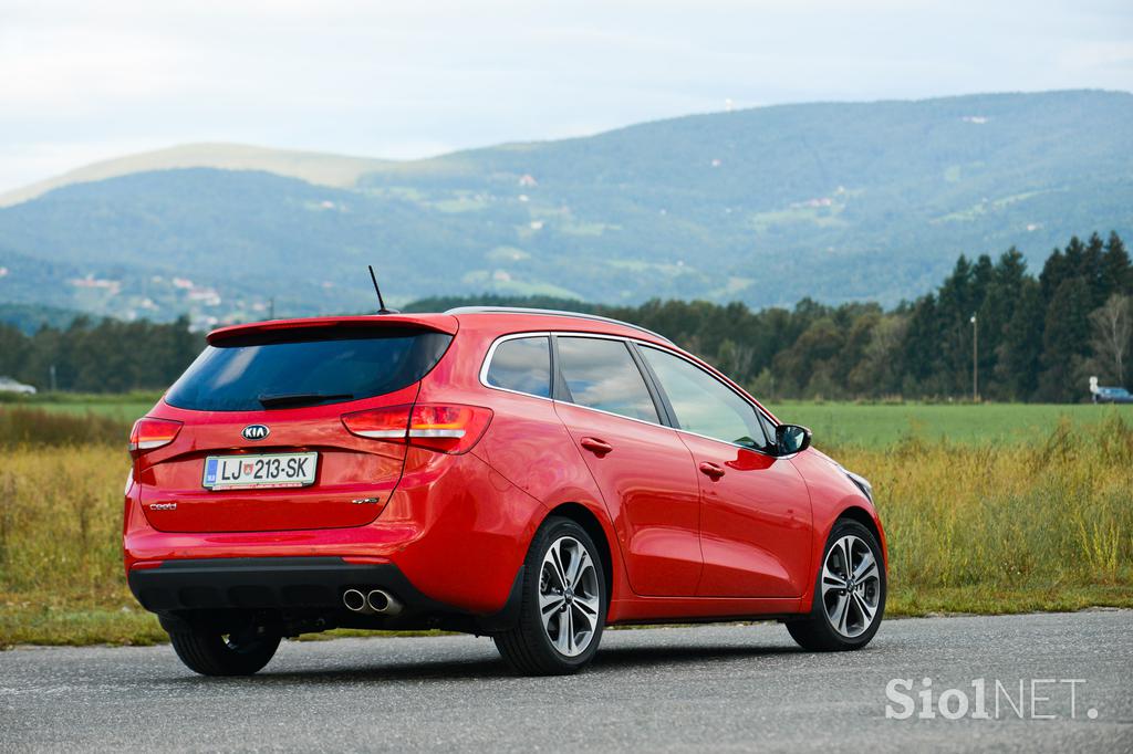 Kia ceed SW - fotogalerija testnega vozila
