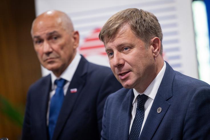 "Če bomo imeli močno obrt, močno gospodarstvo, bomo imeli močno Slovenijo," je dejal Blaž Cvar. | Foto: STA