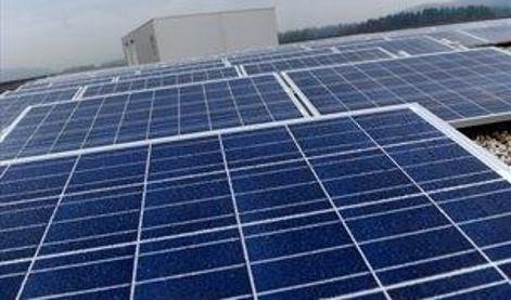 Sončna elektrarna na strehi šole