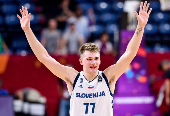 Luka Dončić izjemno nadarjenost in košarkarsko znanje dokazuje tudi na EuroBasketu. | Foto: Sportida