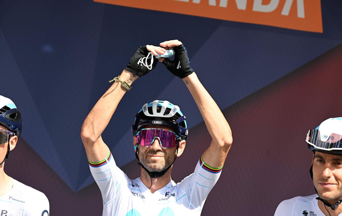 Alejandro Valverde | "Bilo je kar nekaj strašljivih trenutkov, a bolje, da ne rečem nič več," je po nedeljski tretji etapi Vuelte, zadnji na Nizozemskem, povedal španski kolesar Alejandro Valverde. | Foto Guliverimage