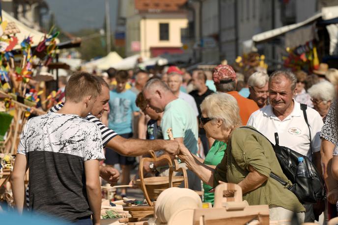 Ribniški semenj, Ribnica | V nedeljo bo v Ribnici potekal tradicionalni Ribniški semenj. | Foto Tamino Petelinšek/STA