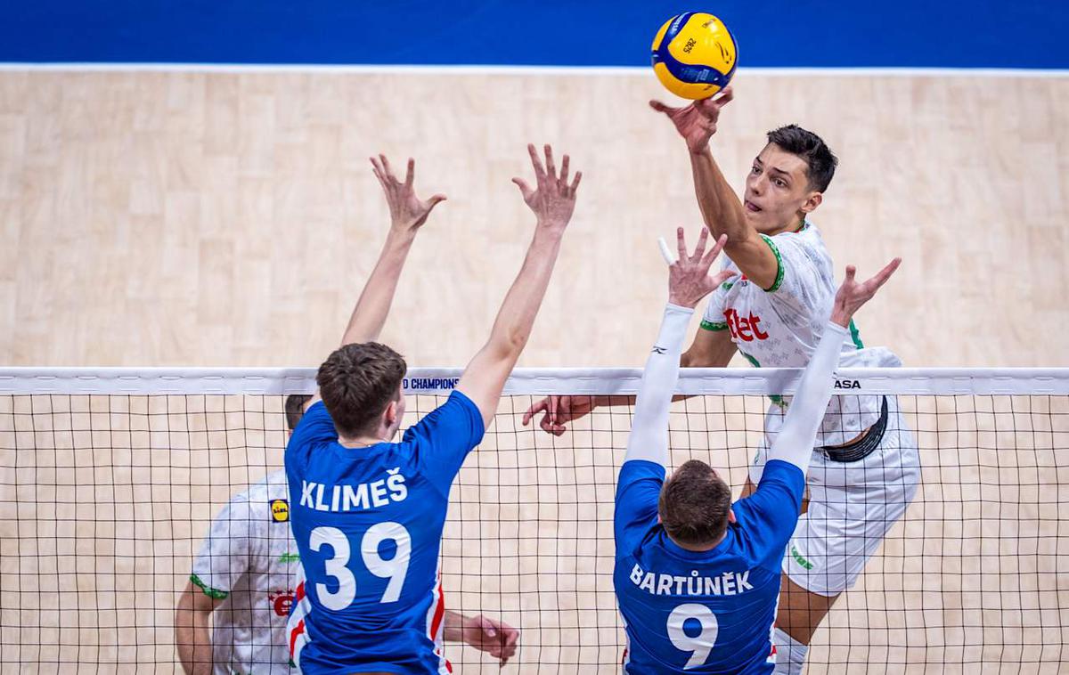 Bolgarija : Češka | Bolgari so v prvem polfinalu upravičili vlogo favoritov in Čehe premagali s 3:1. | Foto Volleyball World