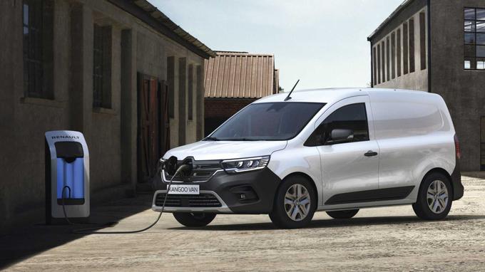 Na voljo bo tudi povsem električna različica, a podrobnih informacij vsaj za zdaj Renault ni razkril. | Foto: Renault
