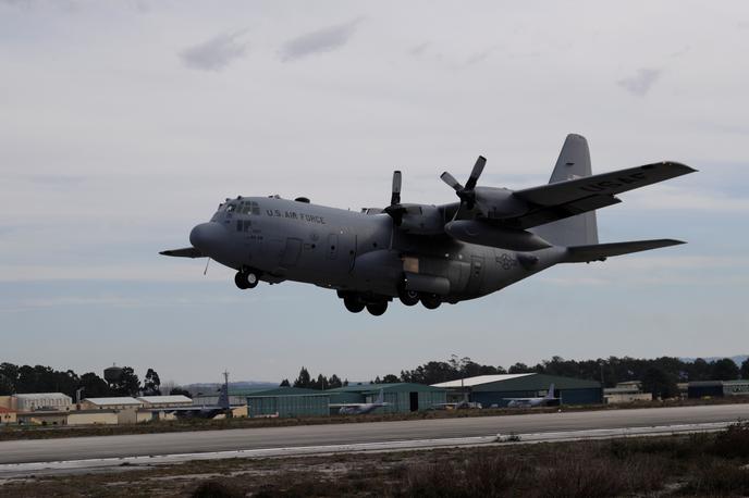 Letalo herkules | Na poti na Antarktiko se je izgubilo vojaško letalo vrste C-130 Hercules. | Foto Reuters