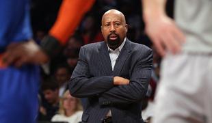 Jacksonov prvi ukrep: Knicksi odstavili trenerja
