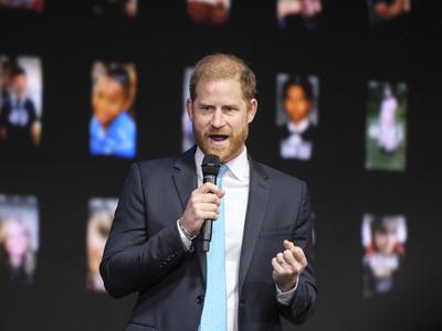 Princ Harry presenetil z iskreno izpovedjo: Želi spravo z očetom in bratom