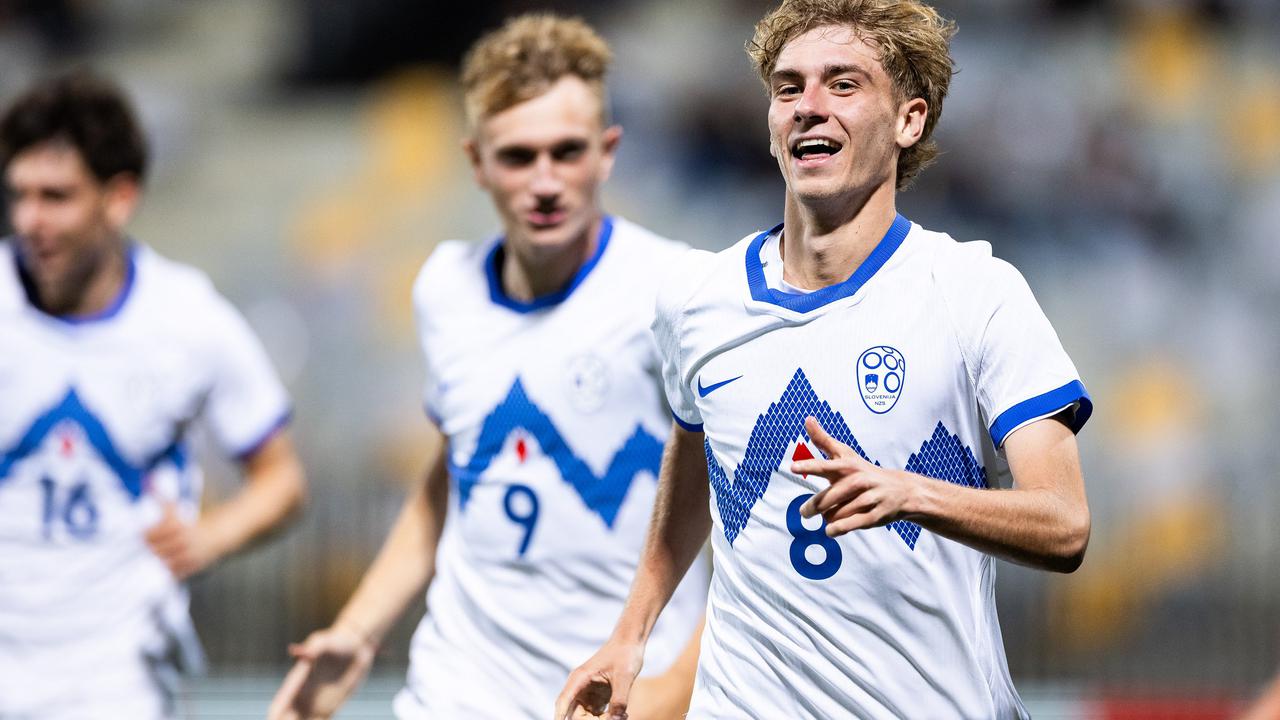 Gol Matjašeca s škarjicami, a še peti poraz mladih Slovencev