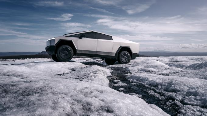Cybetruck v Teslina vozila prinaša več tehničnih novosti. | Foto: Tesla