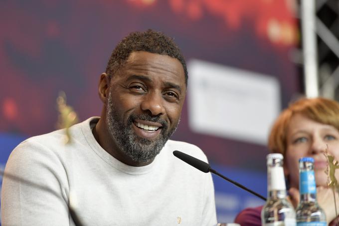 Idris Elba v zadnjem času pogosto podžiga, nato pa gasi govorice, da bo naslednji Bond prav on. | Foto: Getty Images
