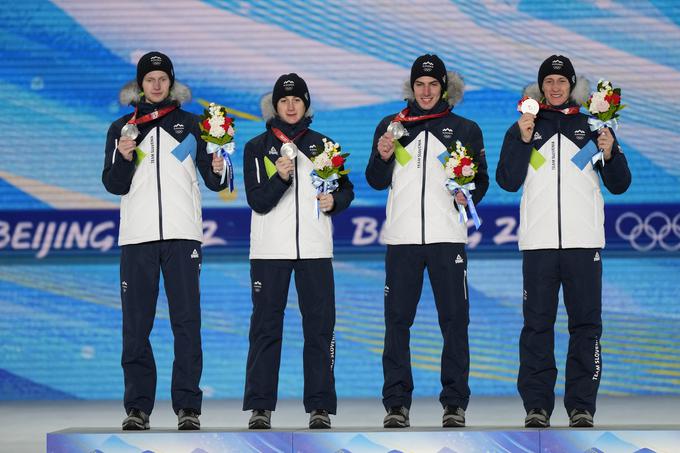 Srebrna ekipna medalja na OI v Pekingu 2022 | Foto: Guliverimage