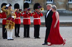 Dojenček Trump poletel nad Londonom #foto #video