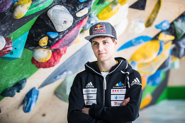Domen Škofic ve, da v hitrosti nima možnosti. | Foto: Peter Podobnik/Sportida