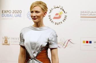 Cate Blanchett bo za rakom obolela striparka